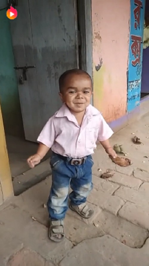 Village Baby Dance - Funny Whatsapp Status Video