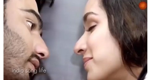 Dilkash Aankhe Nikhra Chehra – Kiss Day WhatsApp Status Video
